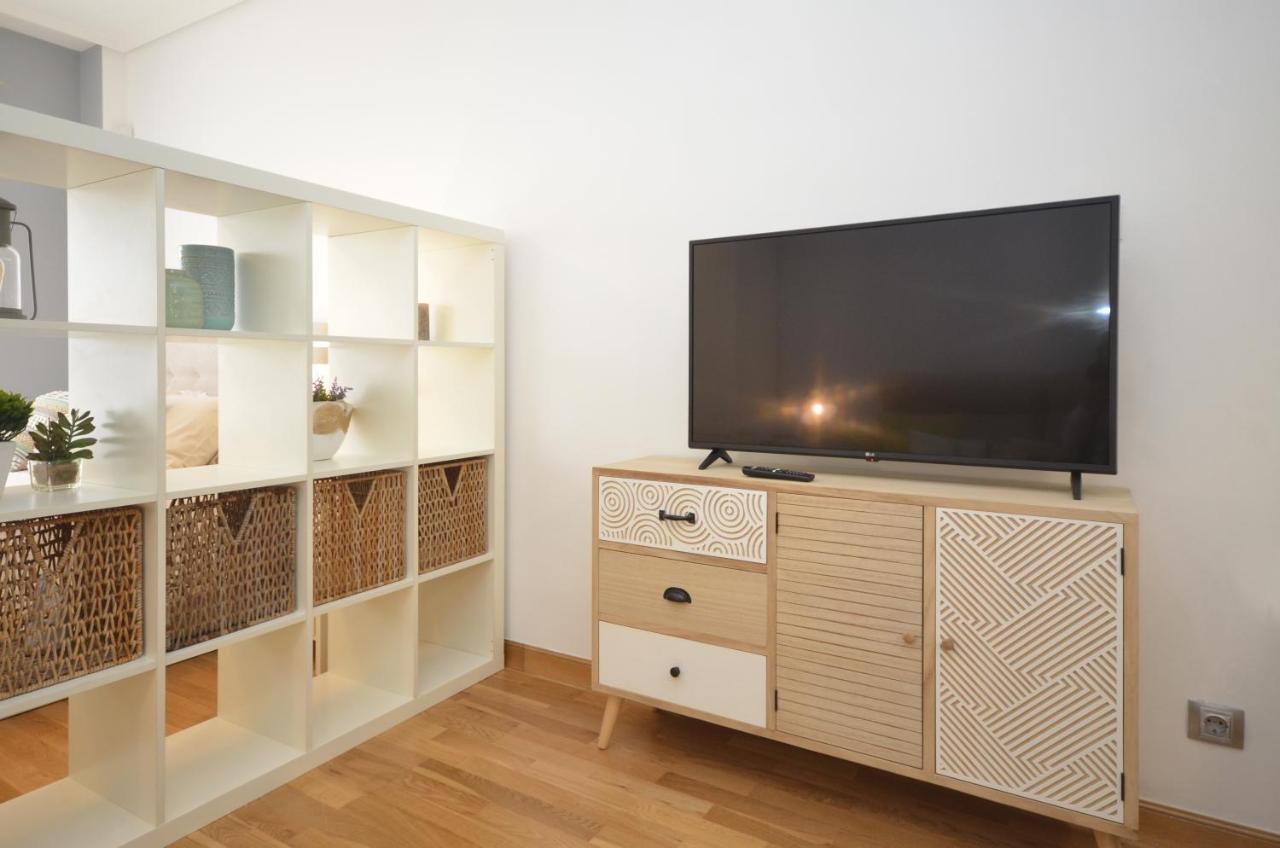 Apartamento Zona Exclusiva Con Garaje Gratis Y Netflix فيجو المظهر الخارجي الصورة