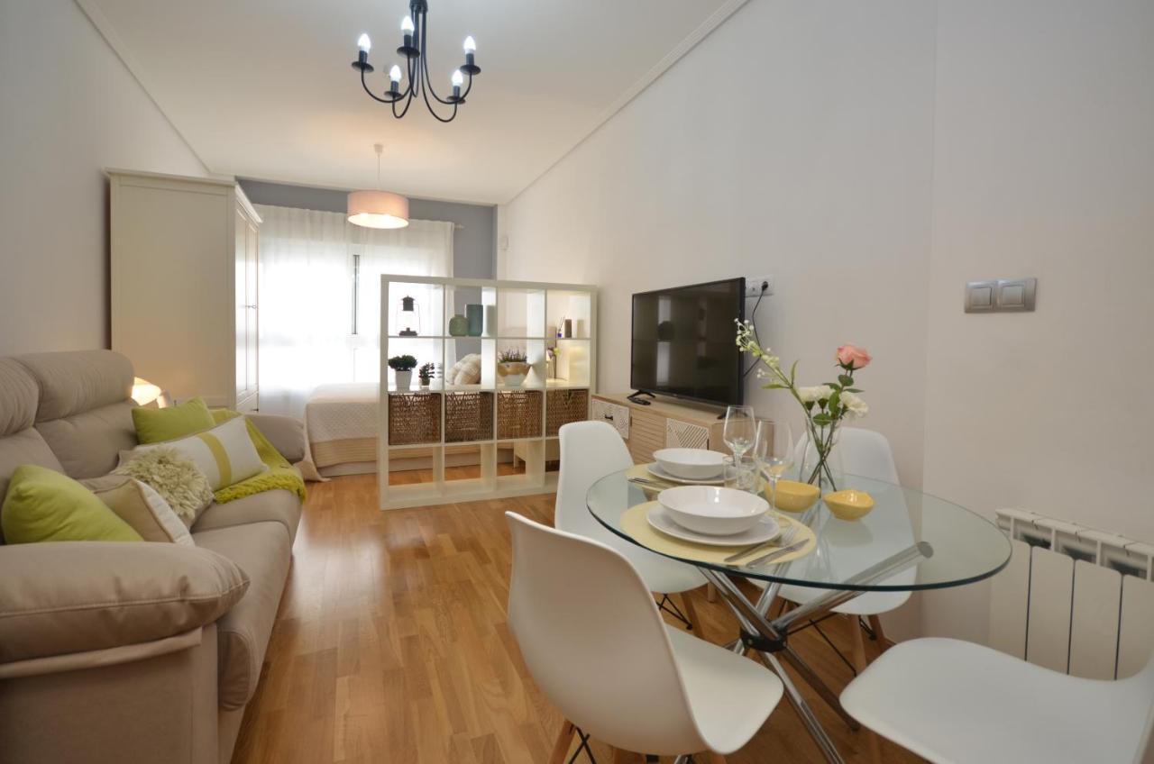 Apartamento Zona Exclusiva Con Garaje Gratis Y Netflix فيجو المظهر الخارجي الصورة