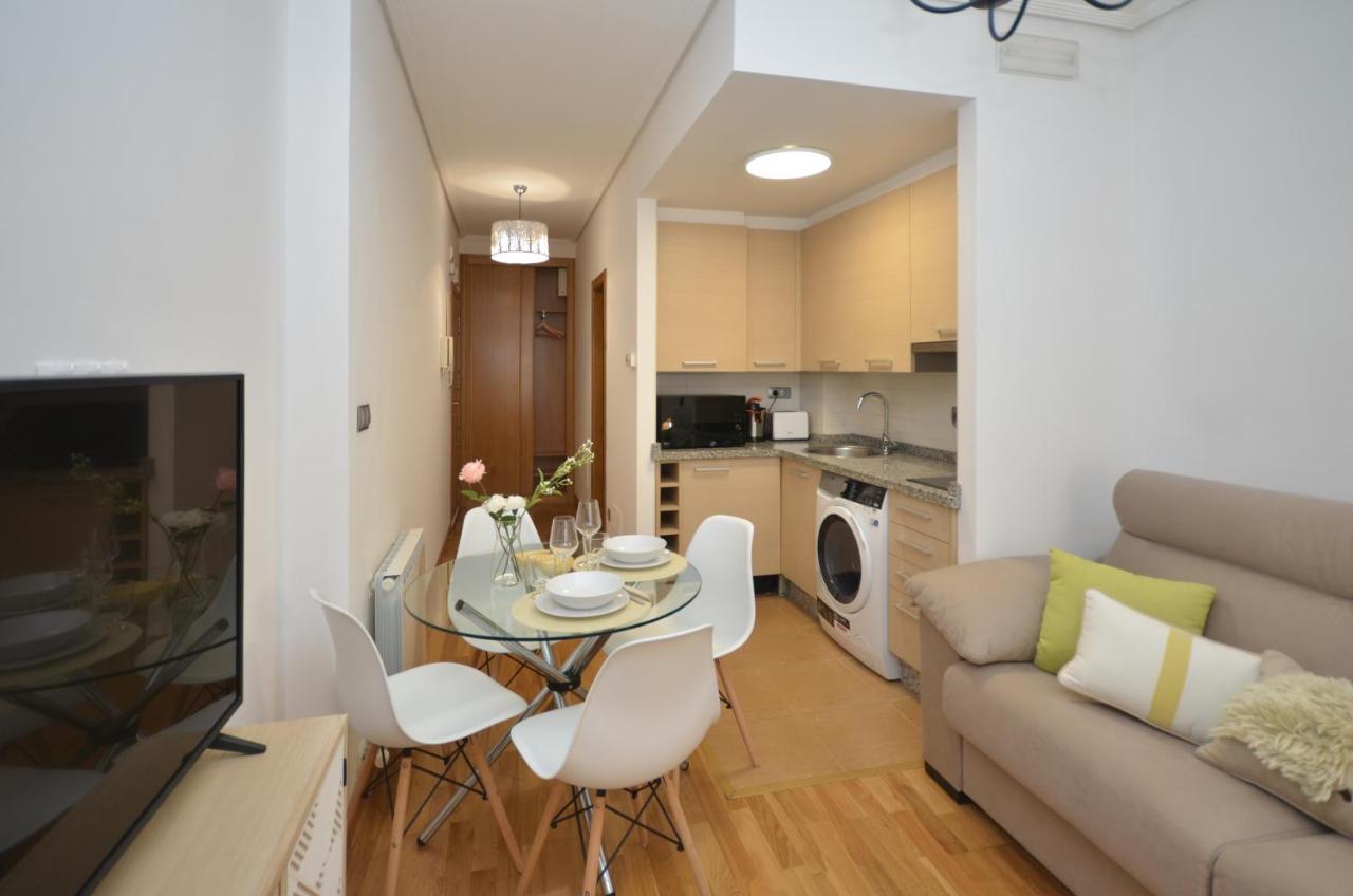 Apartamento Zona Exclusiva Con Garaje Gratis Y Netflix فيجو المظهر الخارجي الصورة